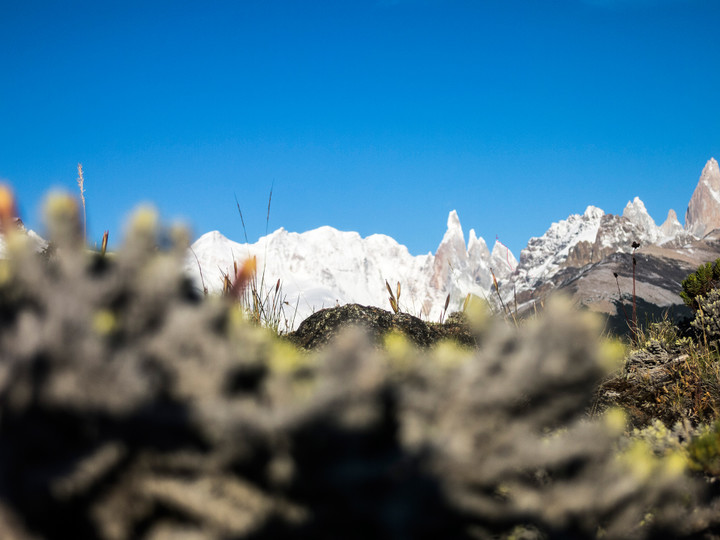 <strong>Der auf diesem Bild verspielt und etwas versteckt eingezeichnete Routenverlauf der Exocet auf den Cerro Standhardt </strong><span class=>© Timo Moser</span>