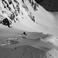 skitourenkurs-variantenfahren.jpg Tiefschneefahren in den Wölzer Tauern im Lungau.