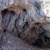 <strong>Sakati Cave mit den vielen Stalaktiten </strong><span>© Bergluftleben</span>