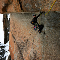 <span>Bombenfest und Felsensicher</span>