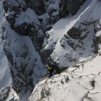 Blick hinunter vom Gipfel