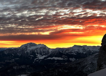 Thumbnail http://Bergpanorama%20mit%20Sonnenuntergang