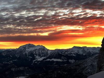 Bergpanorama mit Sonnenuntergang