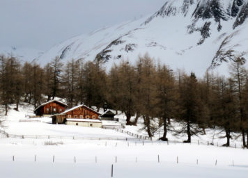 Thumbnail http://Almhütten%20im%20Schnee