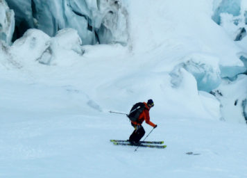 Thumbnail http://Skifahrer%20bei%20der%20Abfahrt