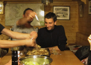 Thumbnail http://Hüttengaudi%20in%20Selbstversorgerhütte