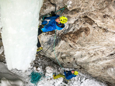 Mixedklettern an steilen Eiszapfen und Eissäulen