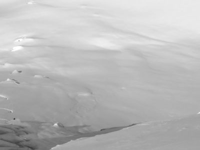 Skiabfahrtsspuren auf der Wildspitze
