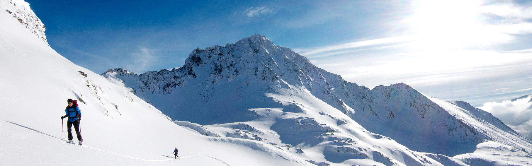 Praxisskitour mit Schnee- und Lawinenkunde