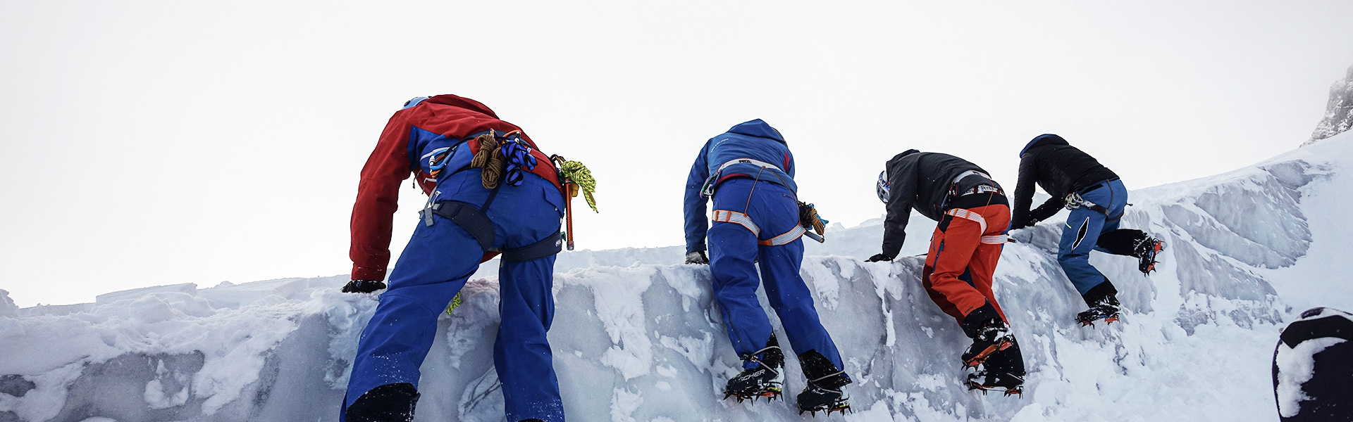 eisparcour-beim-hochtourenkurs-am-dachstein